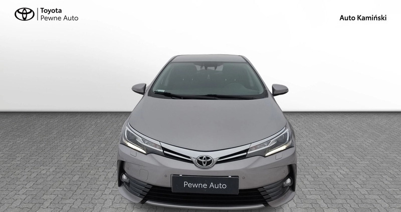 Toyota Corolla cena 62900 przebieg: 101930, rok produkcji 2017 z Wągrowiec małe 277